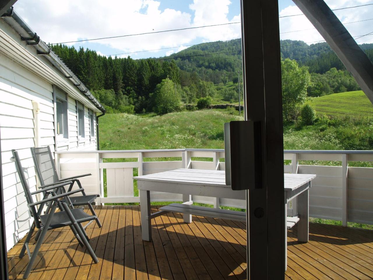 5 Bedrooms, Large Apartment With Nice View And Nature Herand Екстериор снимка